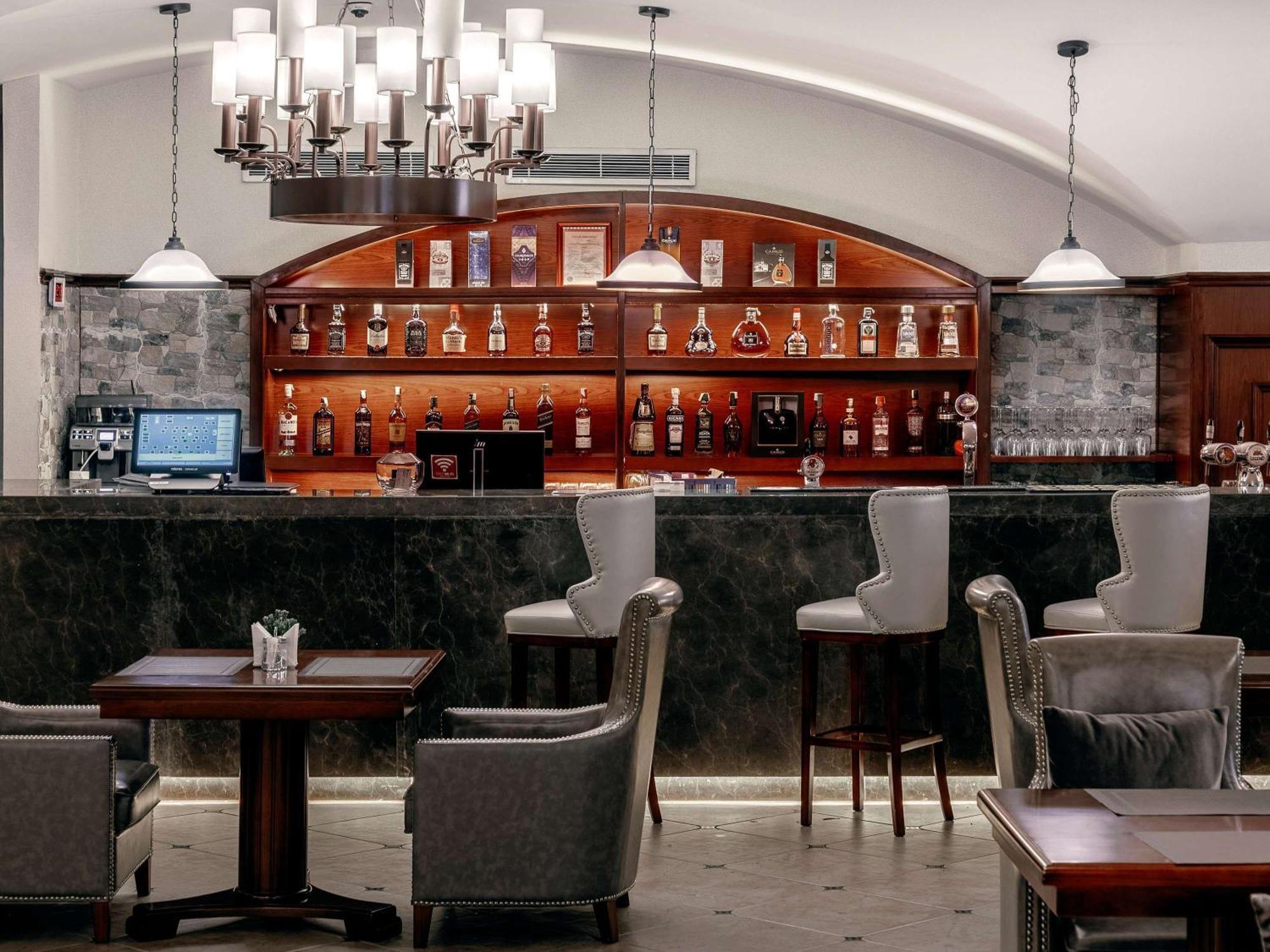Novotel Улан-Батор Экстерьер фото