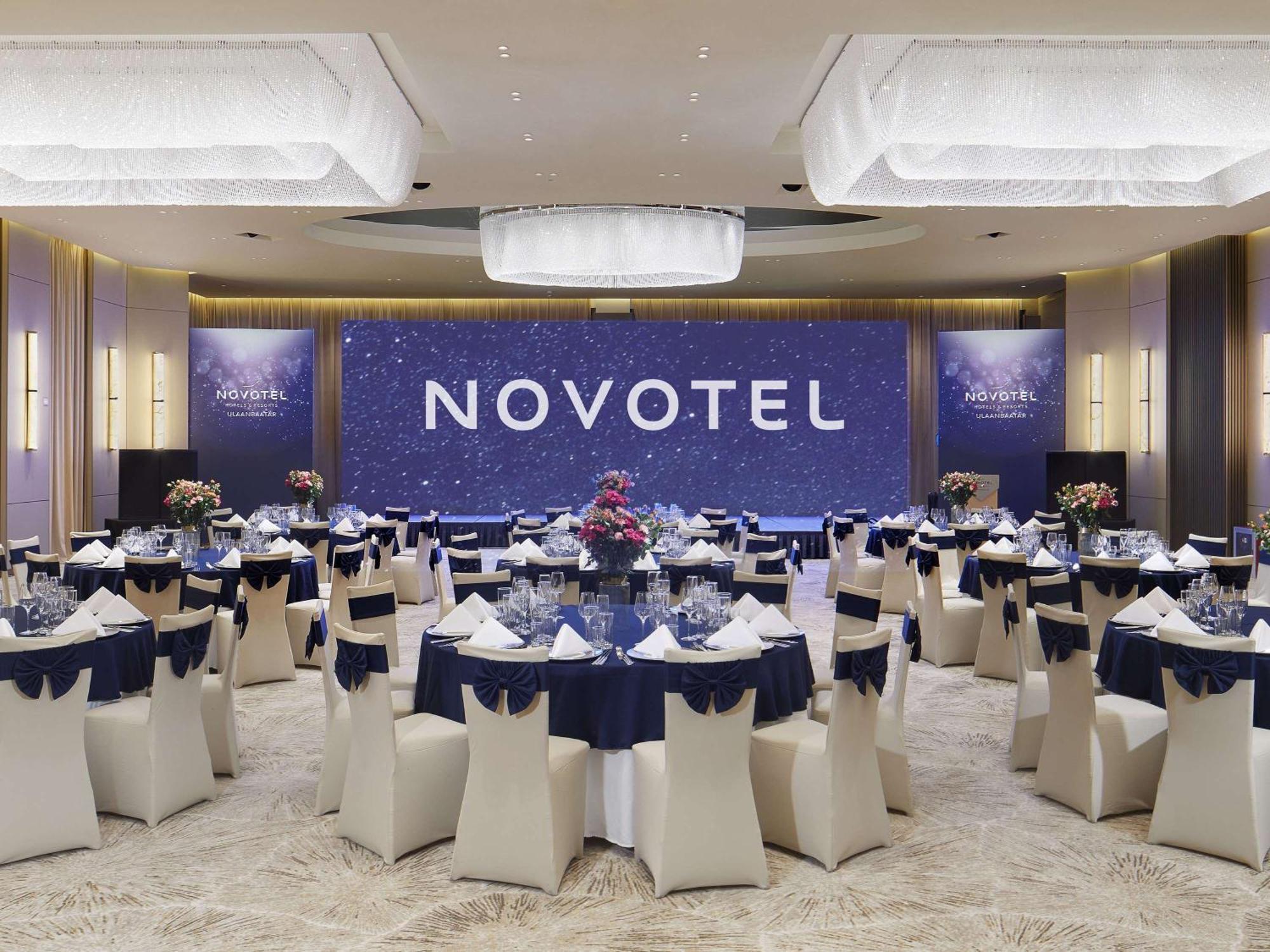 Novotel Улан-Батор Экстерьер фото