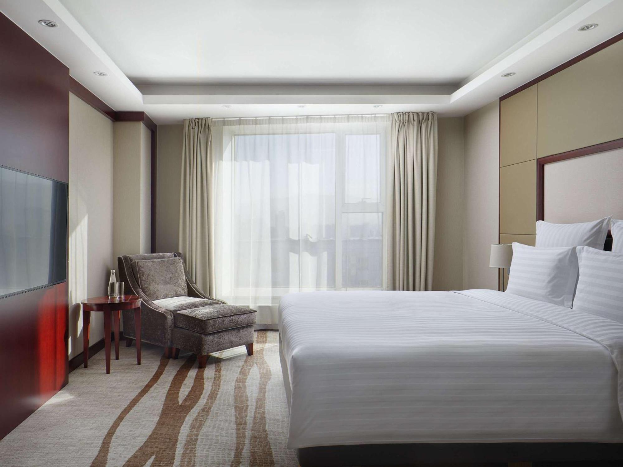 Novotel Улан-Батор Экстерьер фото