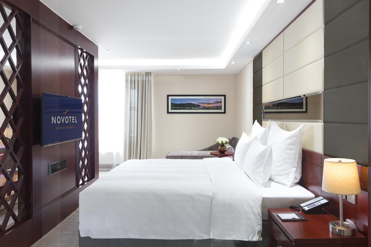 Novotel Улан-Батор Экстерьер фото